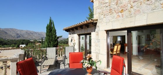 llop_-_terrace_1.jpg Holiday villas in Pollensa