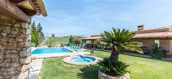 moli_-_swimming_pool_6_s17.jpg Villa holidays in Balearic Islands