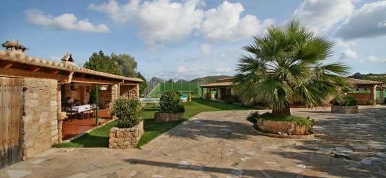 moli_-_xterior_1_s17.jpg Villas in Spain