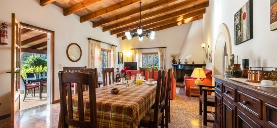 moreno_-_dining_room_1.jpg Book a villa holiday in Spain
