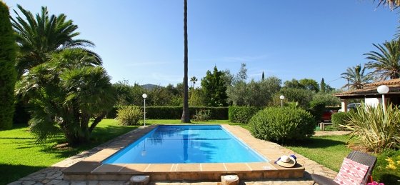 moreno_-_swimming_pool_09.jpg Book a villa in Balearic Islands