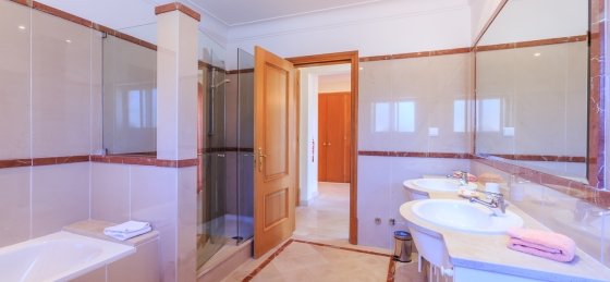 ms_0907.jpg Book a villa in Algarve