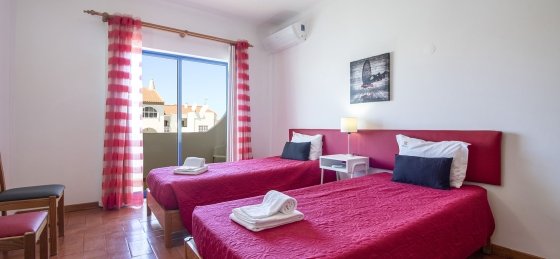 quarto1.jpg Holiday home in Albufeira villa booking