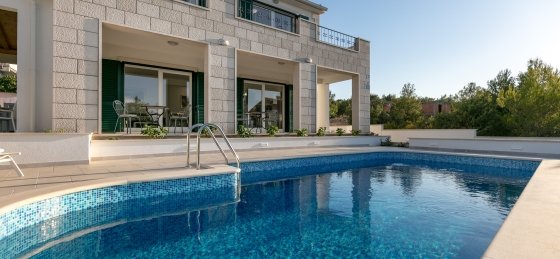 villa_in_milna_8_1.jpg Book a villa in Dalmatia