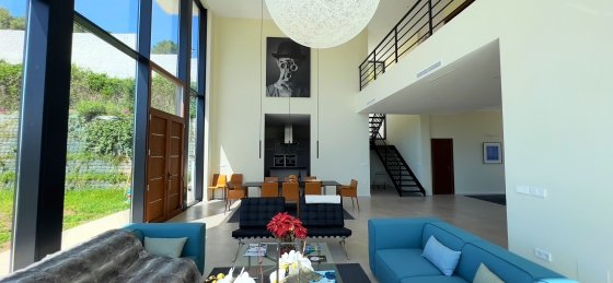 83e63565-be63-4ec8-9529-98b0d619af25.jpeg Book a villa in Spain