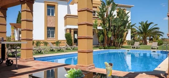 exterior6.jpg Book a villa holiday in Algarve