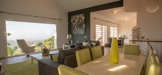 lounge_and_dining.jpg Holiday home in Marbella villa booking