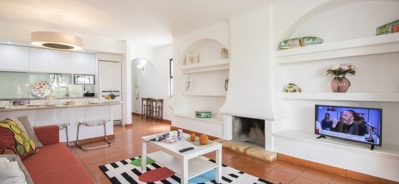 sala3.jpg Villa rentals in Vilamoura