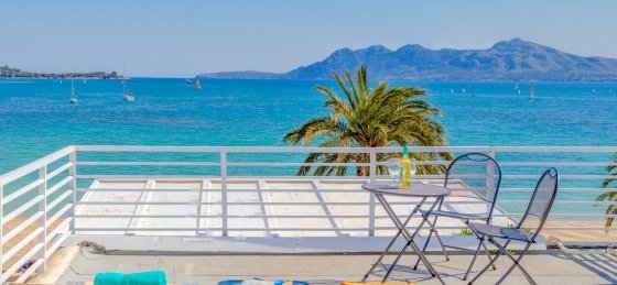 Book a villa in Spain