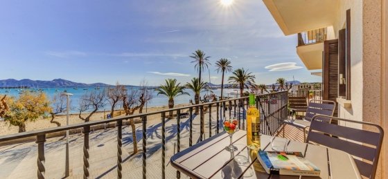 02.jpg Book a villa in Spain