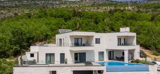 1.jpg Holiday home in Omis villa booking