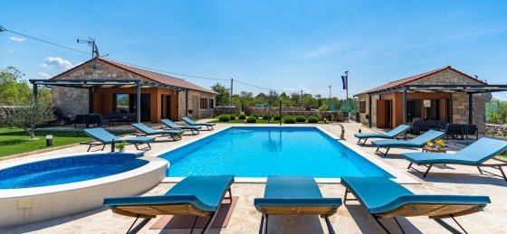 2.jpg Holiday home in Sibenik villa booking