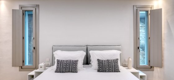 30_double_bedroom_2_lower_floor.jpg Villa rentals in Mykonos Town