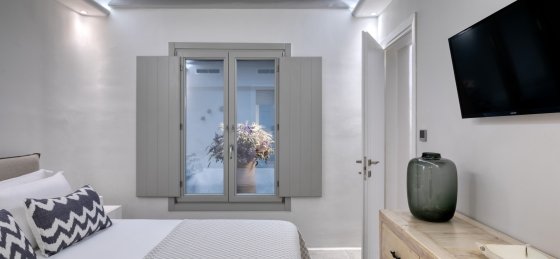 38_double_bedroom_3.jpg Villa in Mykonos Town to rent