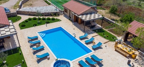 43.jpg Villas in Dalmatia