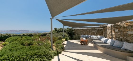 7_outdoor_lounge_area.jpg Holiday villas in Mykonos Town