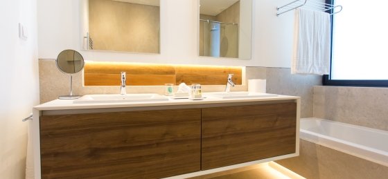 chr_barthroom.jpg Holiday home in Monte Rei Golf & Country Club villa booking