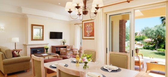 linked_villa_-_dining_room_-_2018.jpg Villa rentals in Portugal