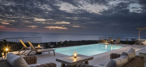 luxuryretreatskefalonia_2v.jpg Villa in Greece to rent