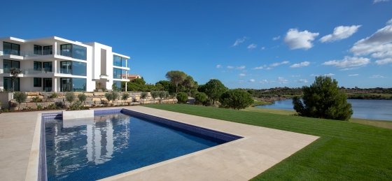 shared_pool.jpg Villa rentals in Algarve