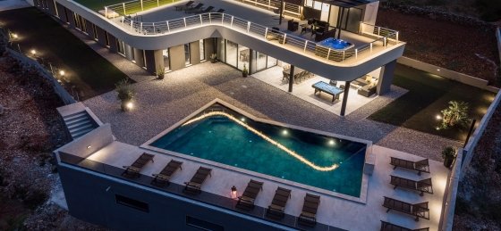 1_1.jpg Villas in Makarska