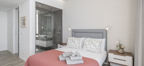 22_ourmadeira_villas_in_madeira_ocean_panorama_bedroom_2_and_en-suite.jpg Villa in Portugal to rent