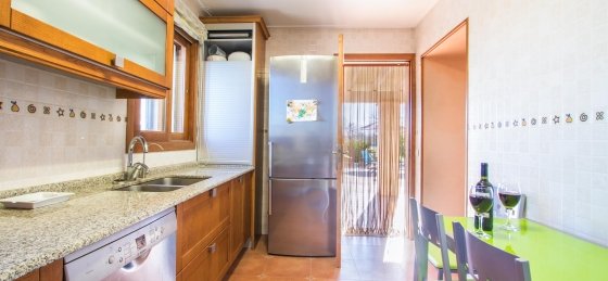 capo_-_kitchen_2_2400x1600.jpg Book a villa holiday in Spain