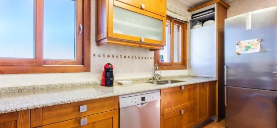 capo_-_kitchen_3_2400x1600.jpg Book a villa in Mallorca