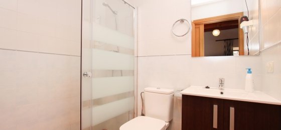 alordes_-_bathroom_1-1_2400x1600.jpg Villa rentals in Pollensa