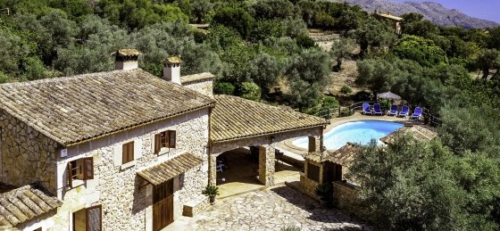 alordes_-_swimming_pool_07_2400x1600.jpg Holiday home in Mallorca villa booking