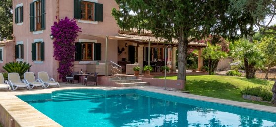 alzina_-_swimming_pool_8_18.jpg Villa rentals in Mallorca