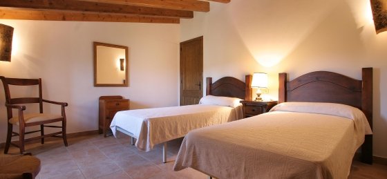 butxaco_-_bedroom_2-2_2400x1600ns.jpg Book a villa holiday in Spain