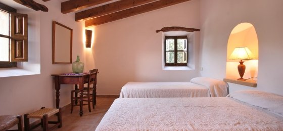 butxaco_-_bedroom_3-1_2400x1600ns.jpg Villas in Balearic Islands