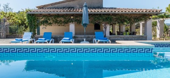 catalina_-_swimming_pool_2_2400x1600nsf.jpg Villas in Spain