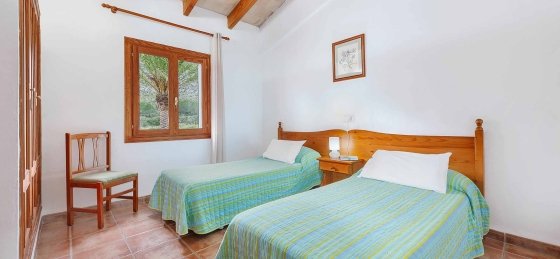 clavet_-_bedroom_2-1_2400x1600.jpg Villa rentals in Mallorca