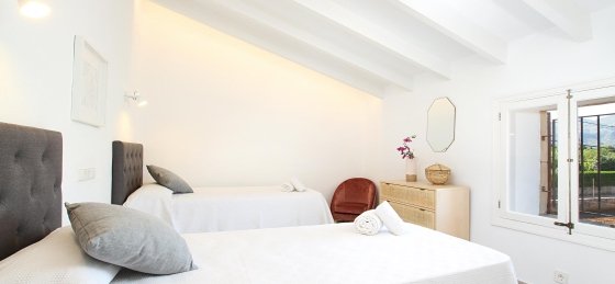 crever_-_bedroom_3-1_2400x1600.jpg Villa holidays in Balearic Islands