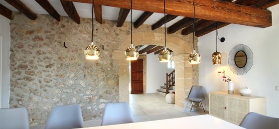 crever_-_dining_room_3_2400x1600.jpg Book a villa holiday in Spain