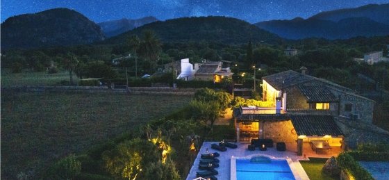 crever_-_swimming_pool_b_10_ns_2400x1600.jpg Villas in Spain