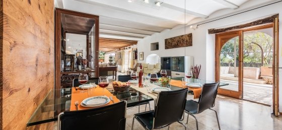creveta_-_dining_room_1_2400x1600.jpg Villa rentals in Pollensa