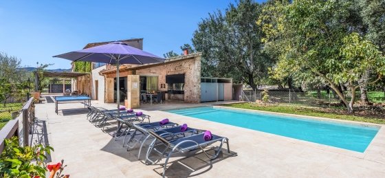 creveta_-_swimming_pool_01_2400x1600.jpg Villas in Mallorca