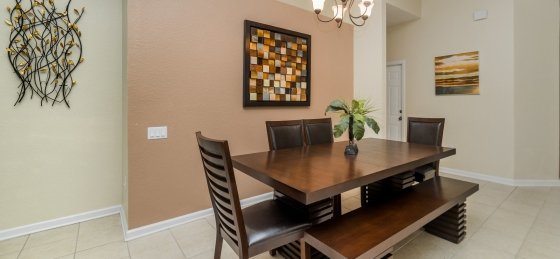 Book a villa in Windsor Hills