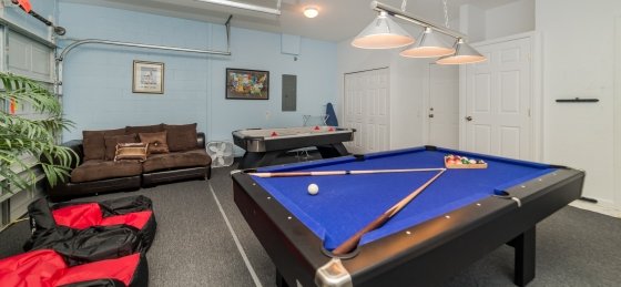 Book a villa in Windsor Hills