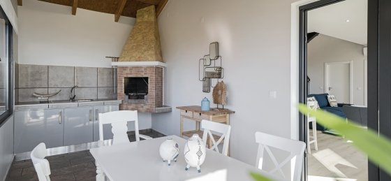 Villa rentals in Prazeres