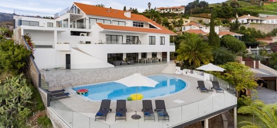 pmaf_ttm_skyvila_01.jpg Villa in Madeira to rent