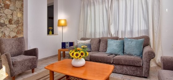 105.jpg Book a villa in Coral Bay