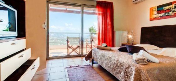 12.jpg Villas in Greece