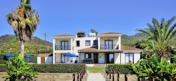 Book a villa holiday in Latchi