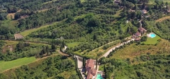 25.jpg Book a villa in Italy