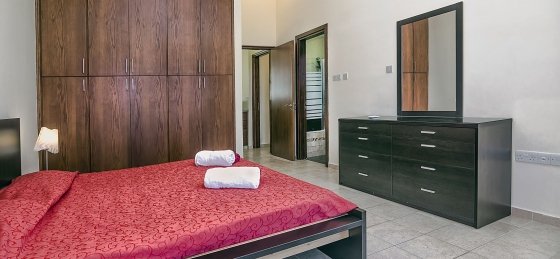 arc_3904_tn.jpg Book a villa holiday in Cyprus