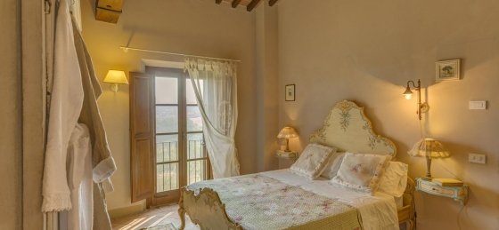 camera-di-lusso-toscana-con-vista4.jpg Book a villa holiday in Tuscany